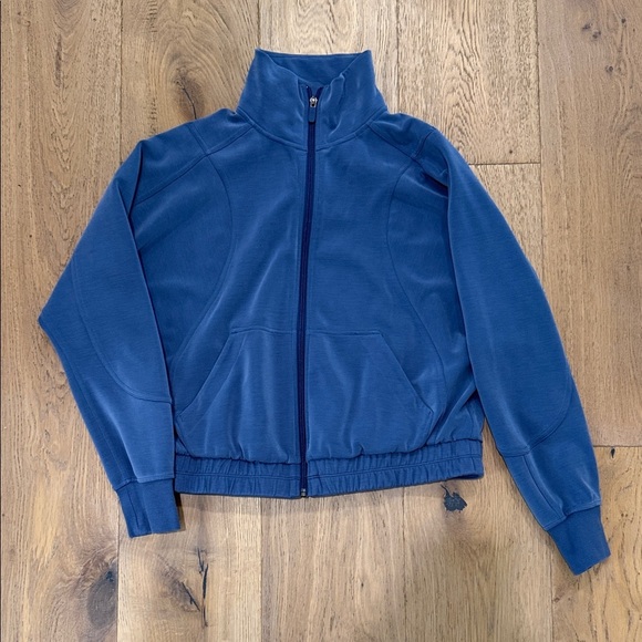 lululemon athletica Softstreme crop sweater - Picture 1 of 1